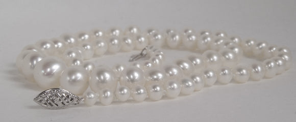 Pearl Earrings, Bracelets & Necklaces