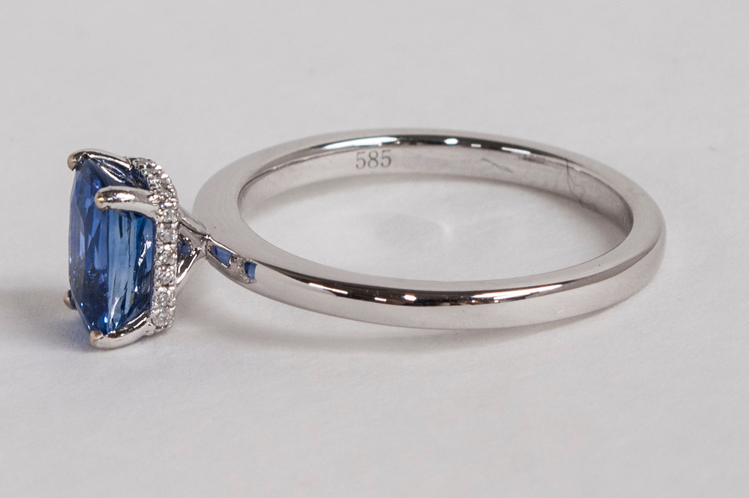 1.57ct Genuine Blue Sapphire Ring with Hidden Diamond Halo