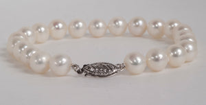 Freshwater Pearl Bracelet with Sterling Silver Clasp